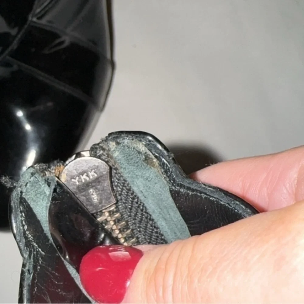 Burberry Lady GaGa 2007 Black Patent Platform Ankle Boots Booties Size 8‎